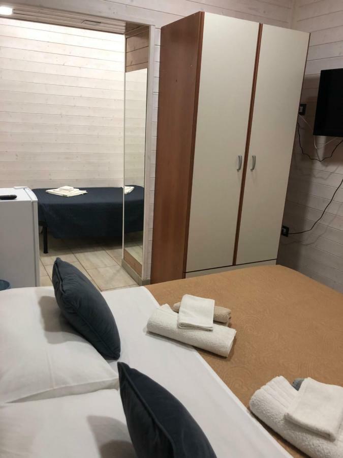 Rooms Chanel Syracuse Buitenkant foto
